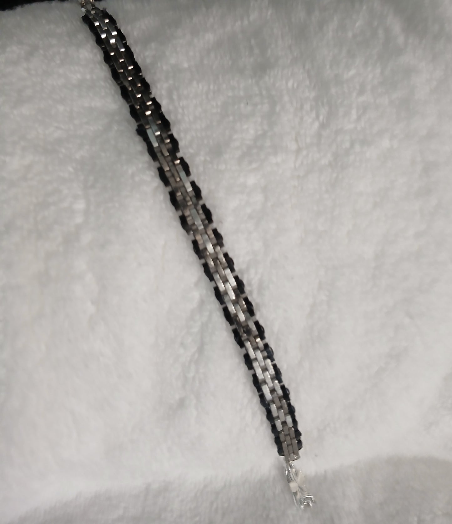 Miyuki Tela and seed bead weaved patterns