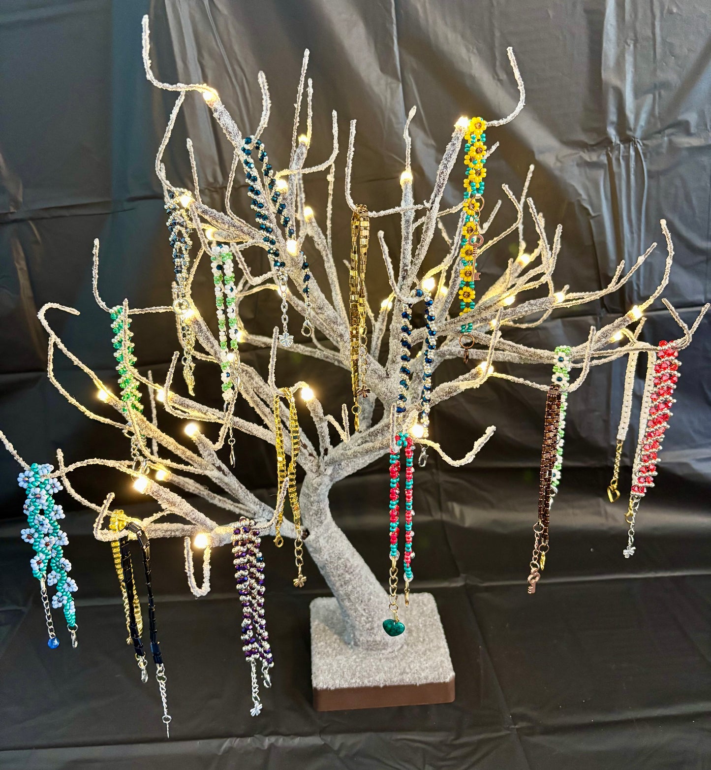 Seed bead floral bracelets (Copy) (Copy)